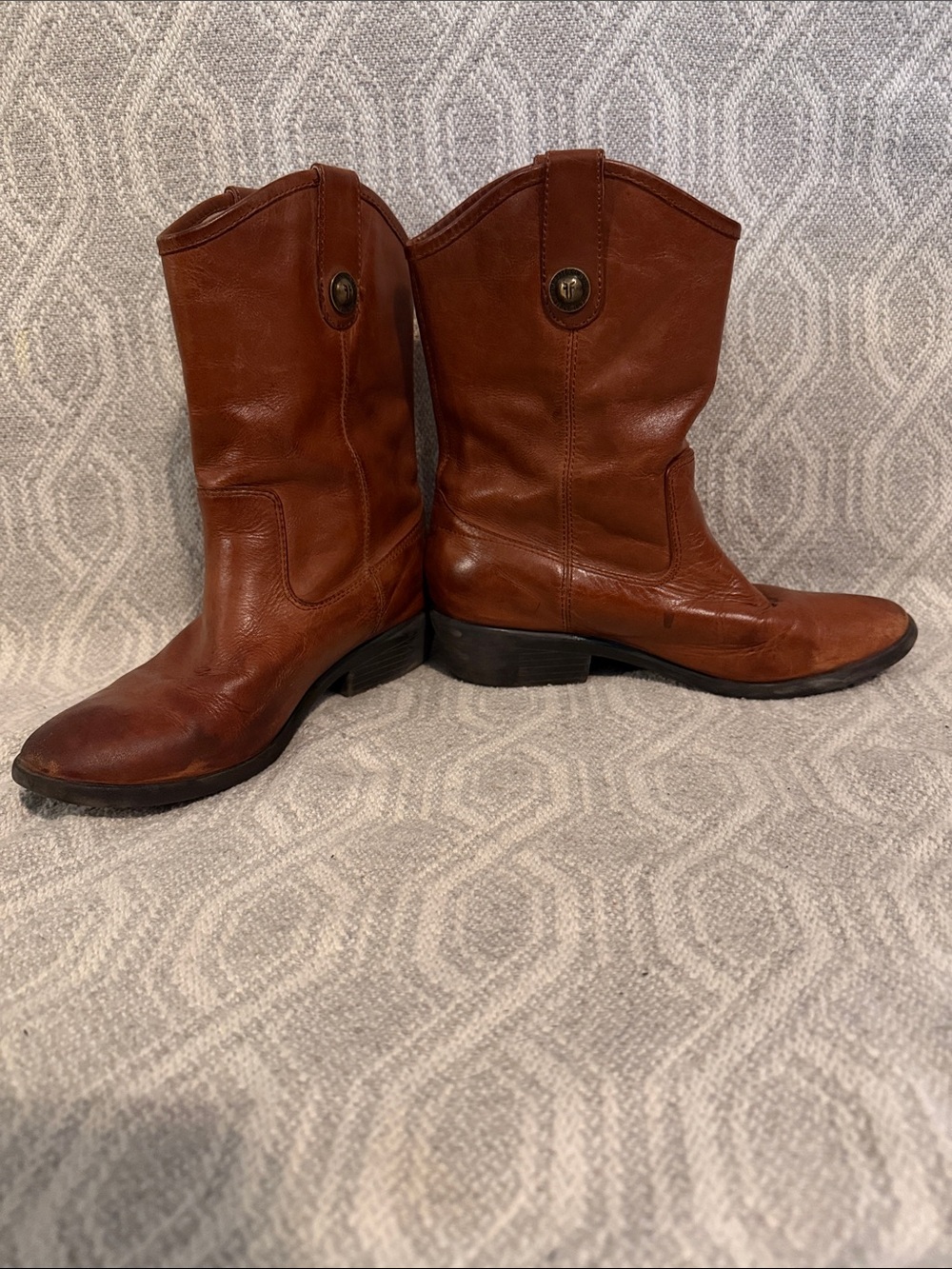 Frye Rust Brown Leather pull on boots